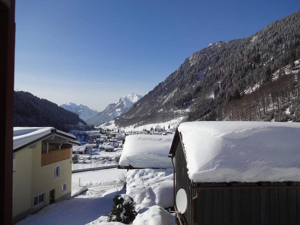 Haus Kinsperger Lejlighed Klosterle am Arlberg Eksteriør billede