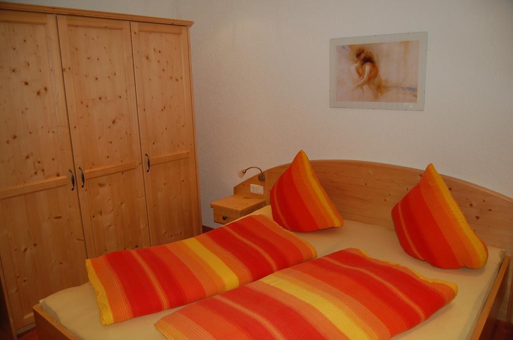 Haus Kinsperger Lejlighed Klosterle am Arlberg Værelse billede